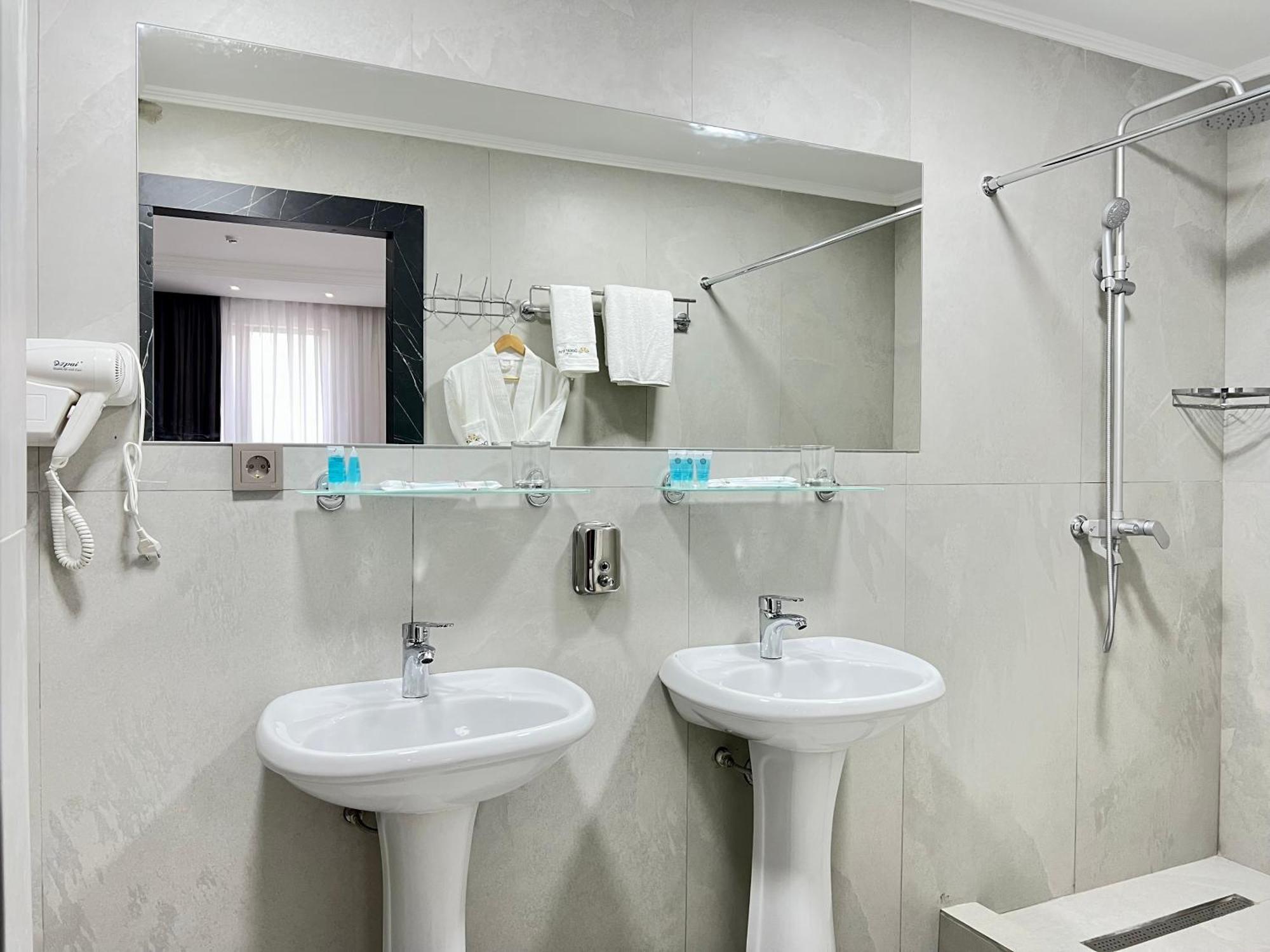 Dostar Inn Shymkent Exterior photo