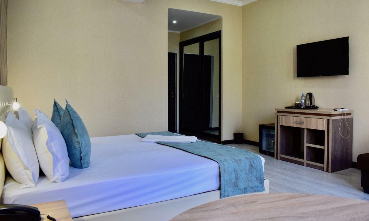Dostar Inn Shymkent Exterior photo